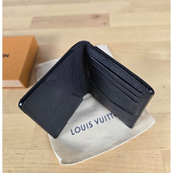 Louis Vuitton Rare Upside Down "LV" Pocket Organizer Wallet - Picture 5 of 9